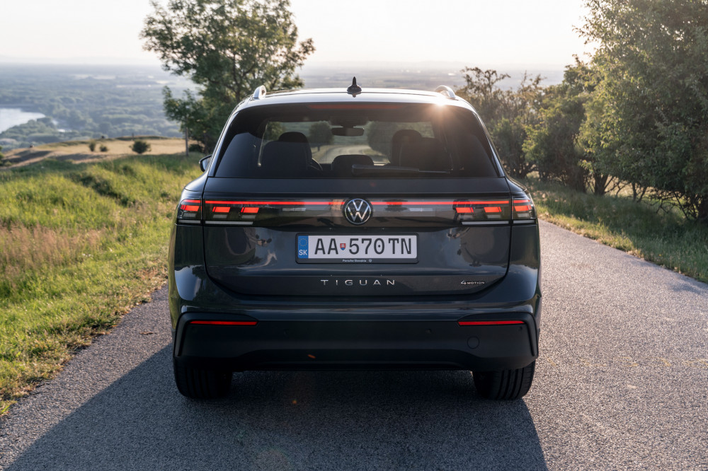 Volkswagen Tiguan Limited 2,0 TSI 4MOTION